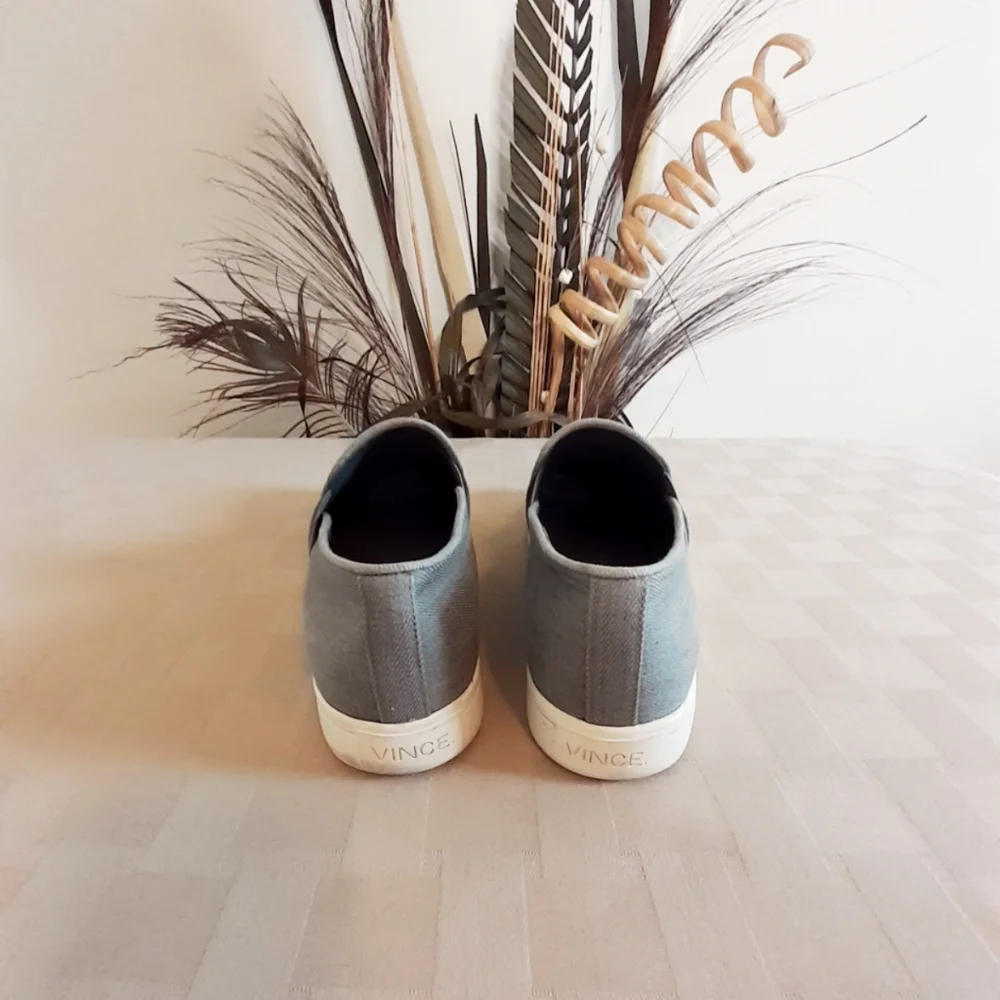 Vince Pierce Denim Pointed Toe Slip On Sne…